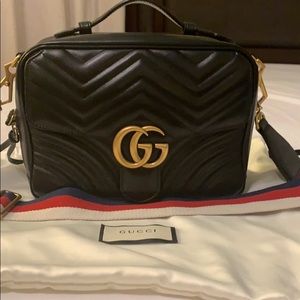 GG Marmont small shoulder bag/ crossbody